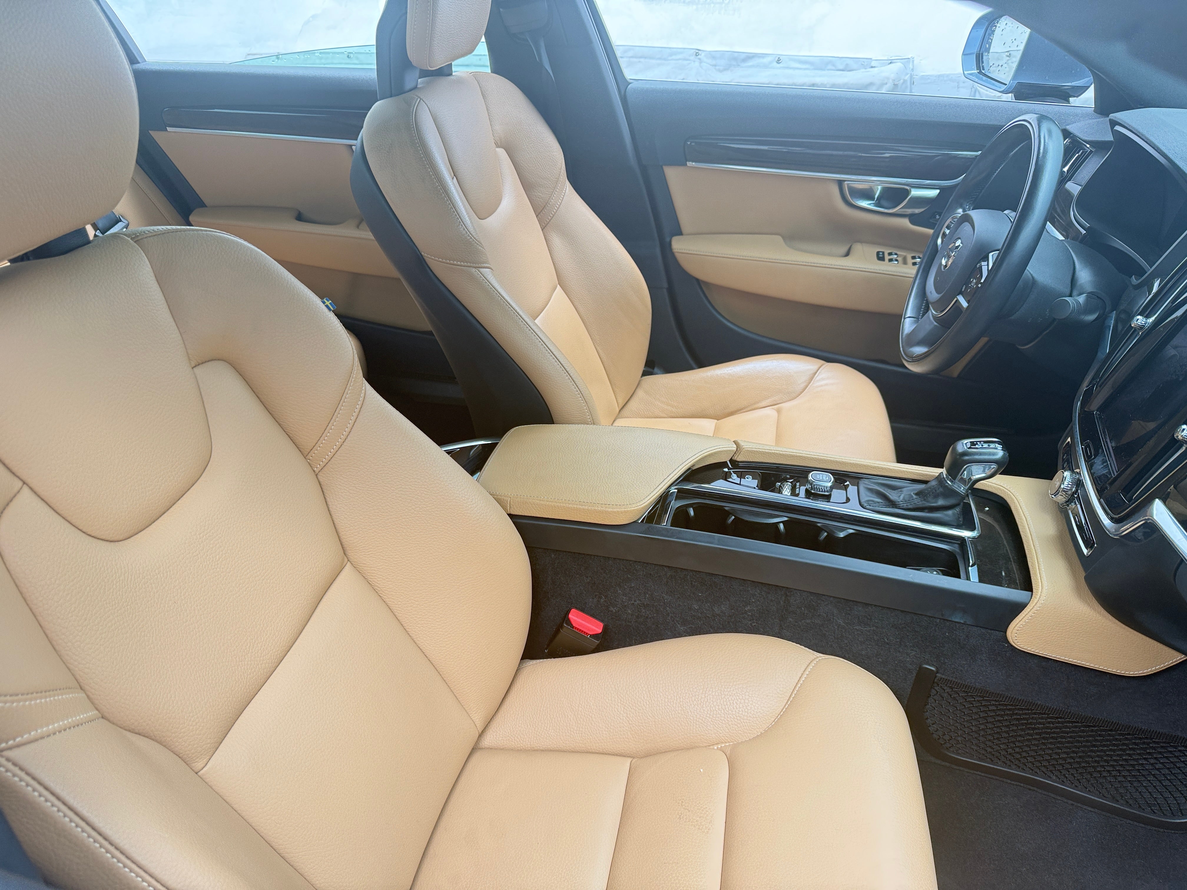2018 Volvo S90 Momentum - Photo 3