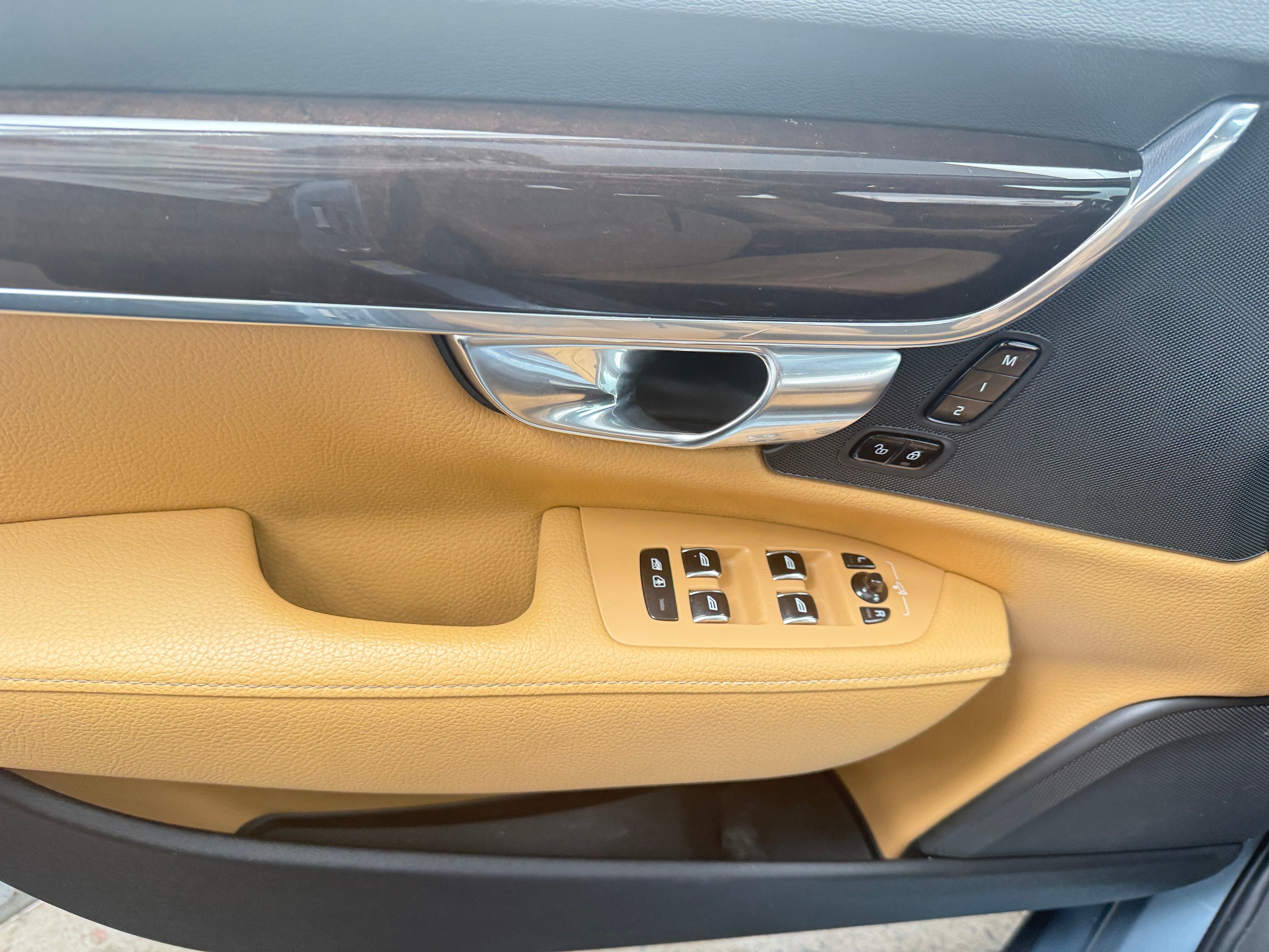 2018 Volvo S90