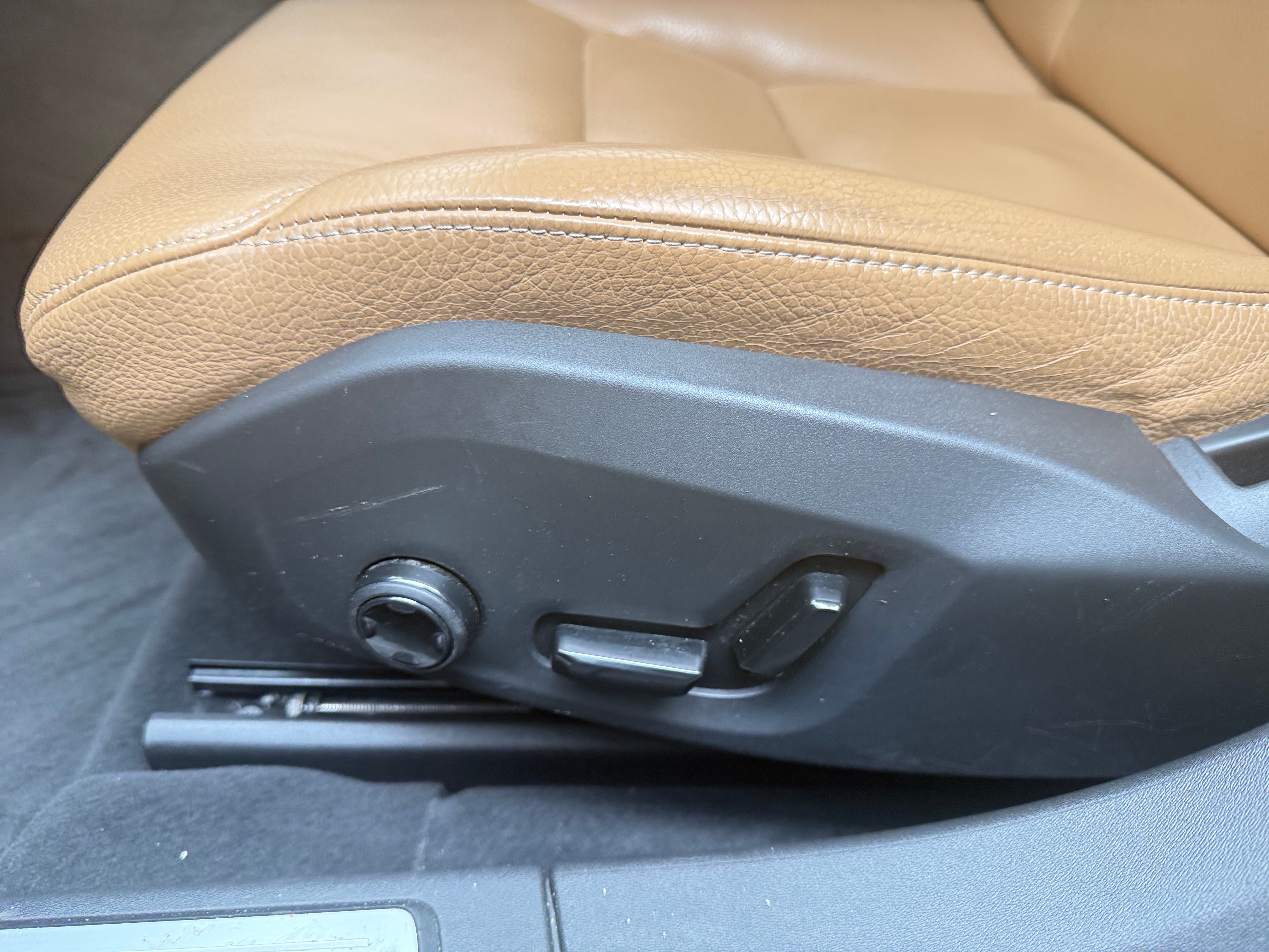 2018 Volvo S90 Momentum - Photo 2