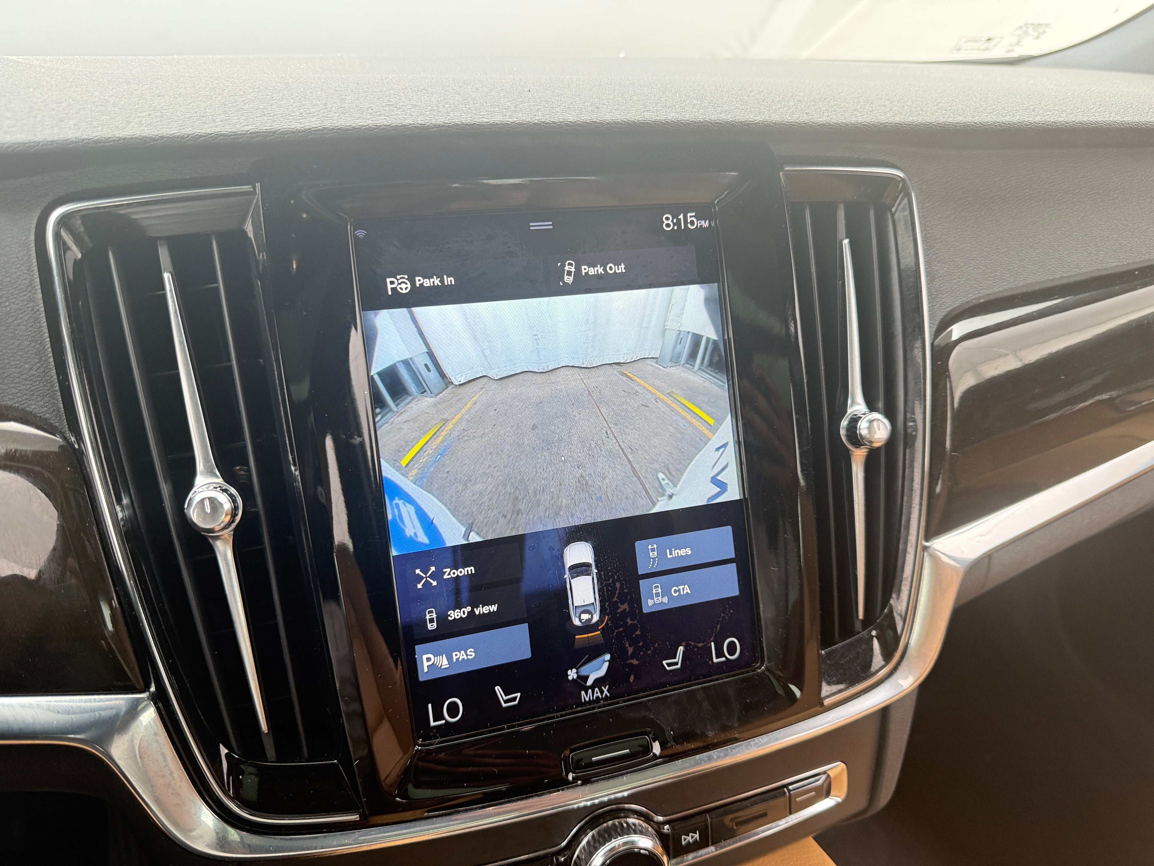 2018 Volvo S90 Momentum - Photo 16