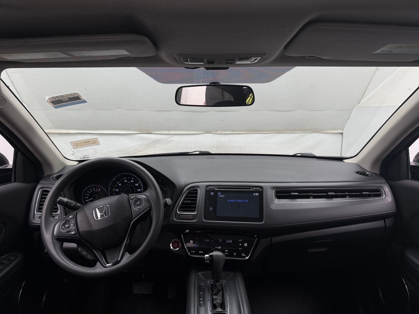 Thumbnail: 2018 Honda HR-V - 3
