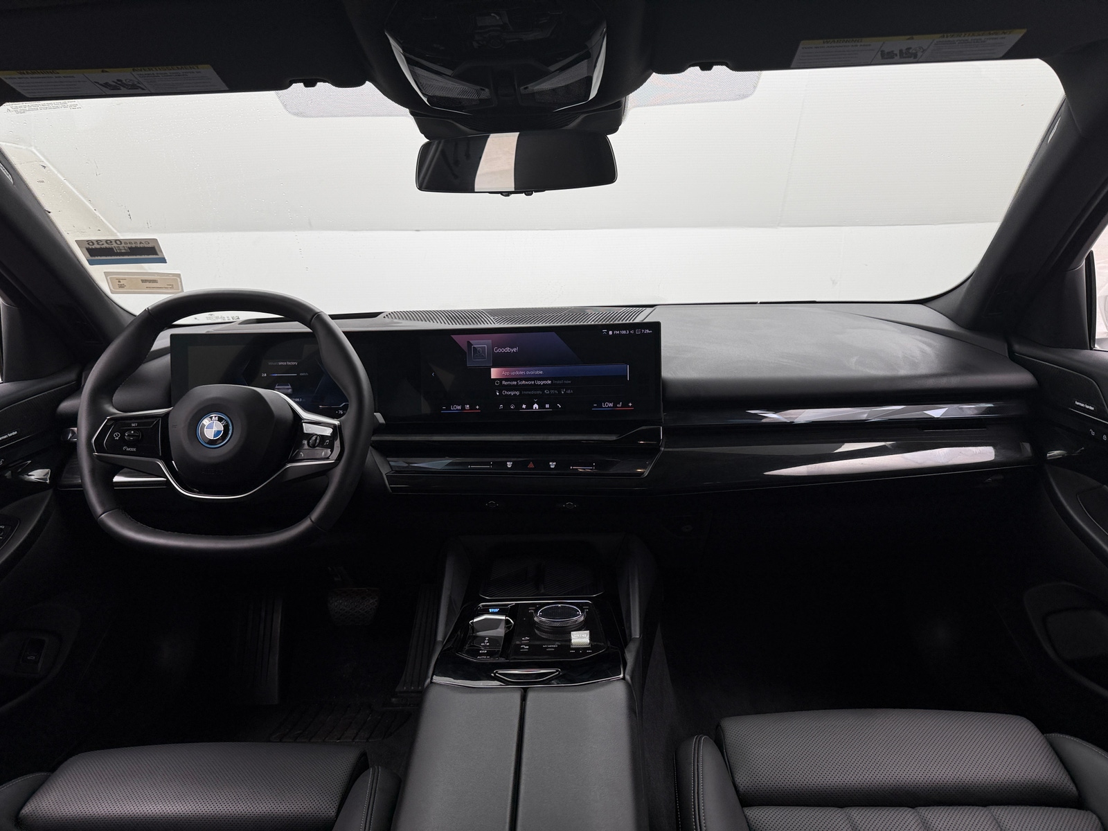 Thumbnail: 2024 BMW i5 - 2