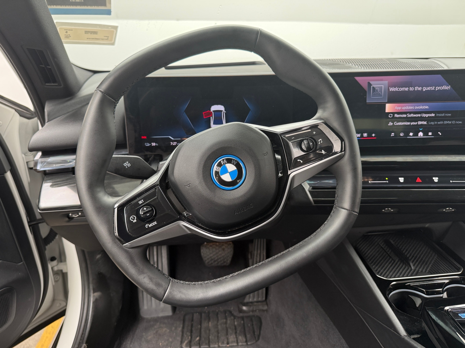 Thumbnail: 2024 BMW i5 - 4