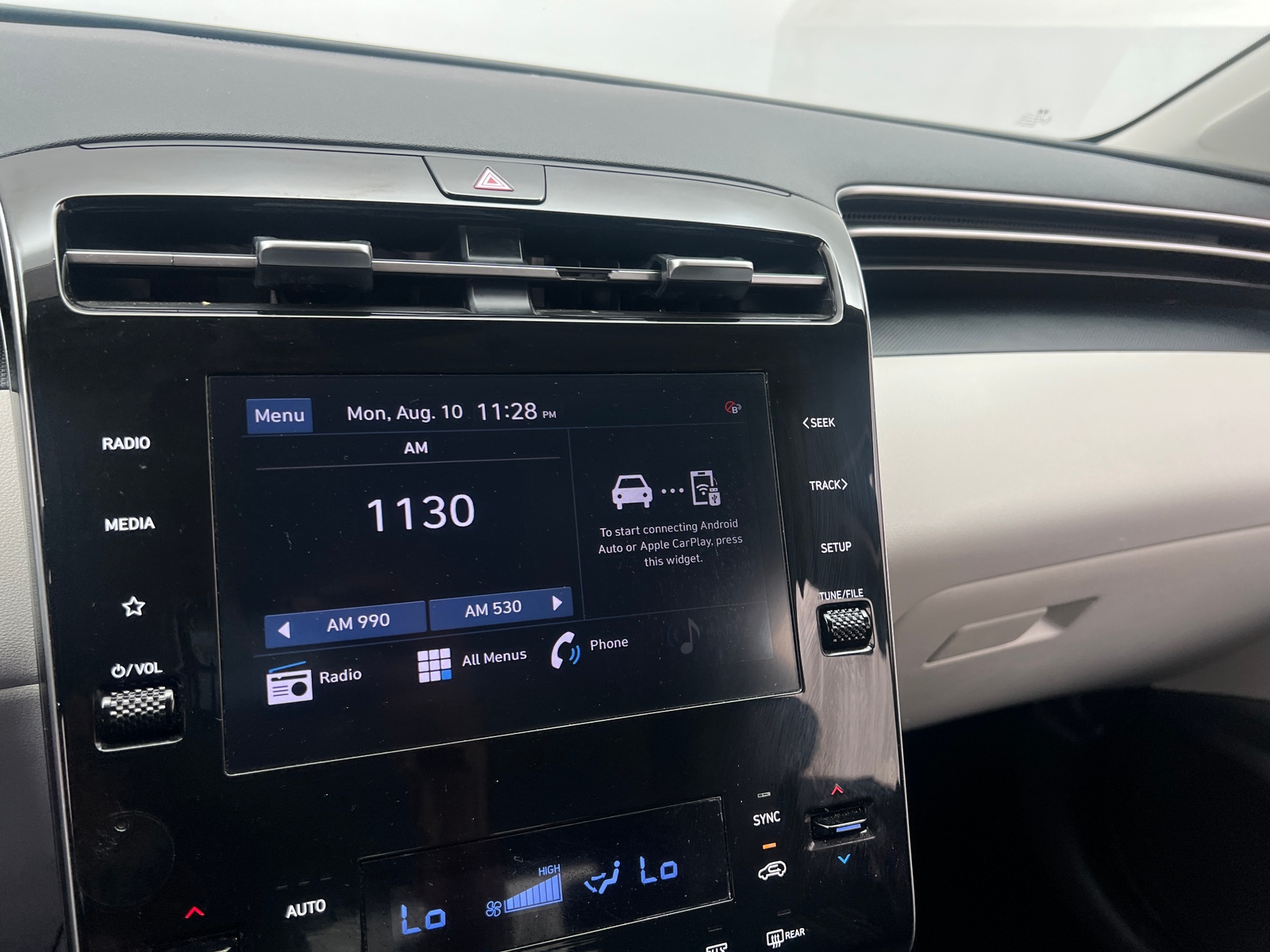 Thumbnail: 2024 Hyundai Tucson - 4