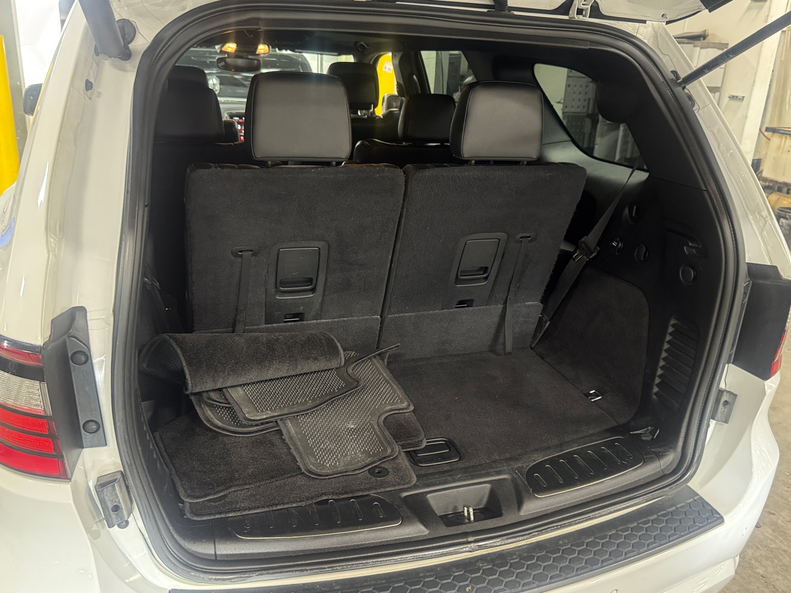 Thumbnail: 2019 Dodge Durango - 6