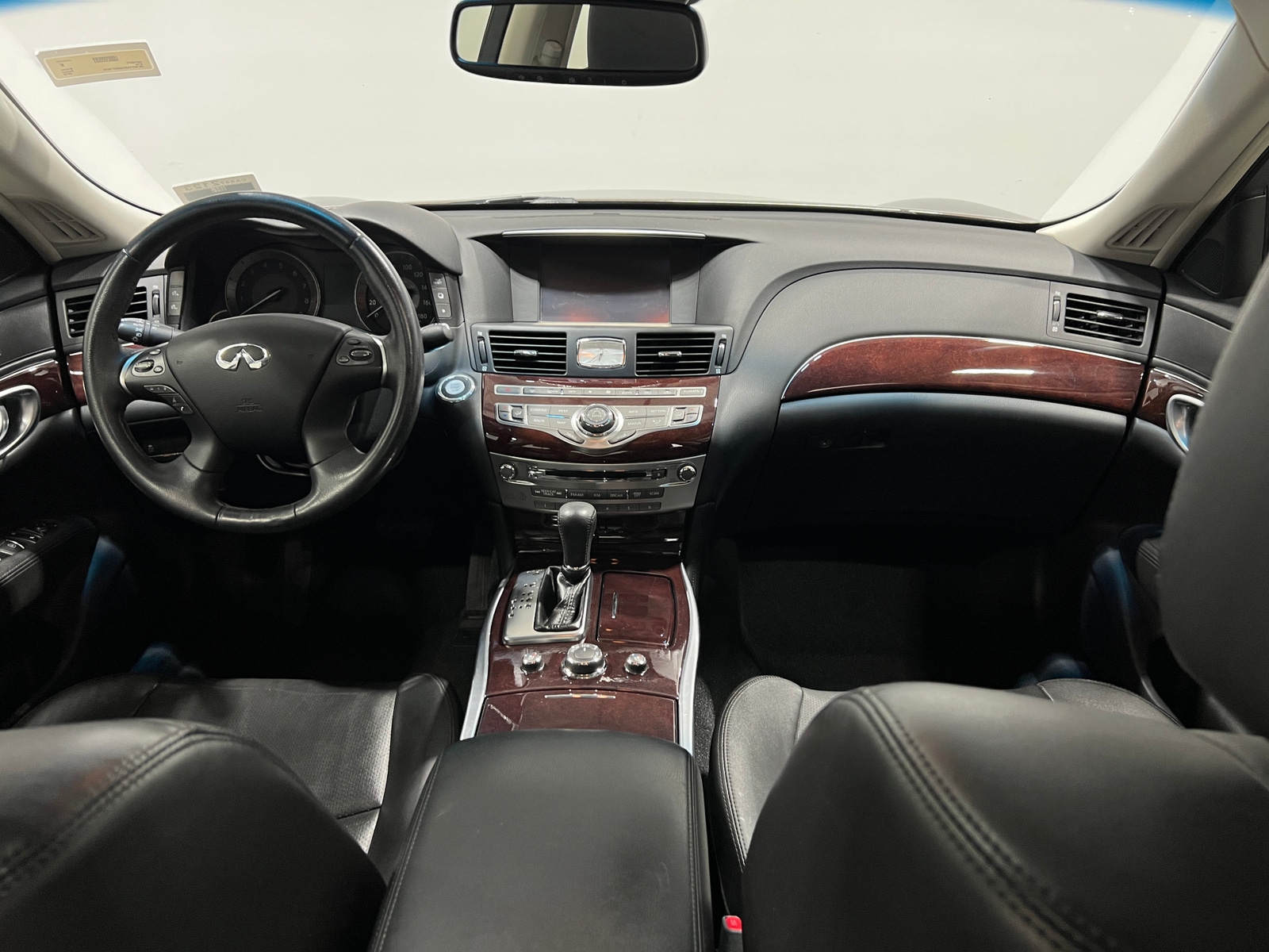 Thumbnail: 2016 INFINITI Q70 - 2