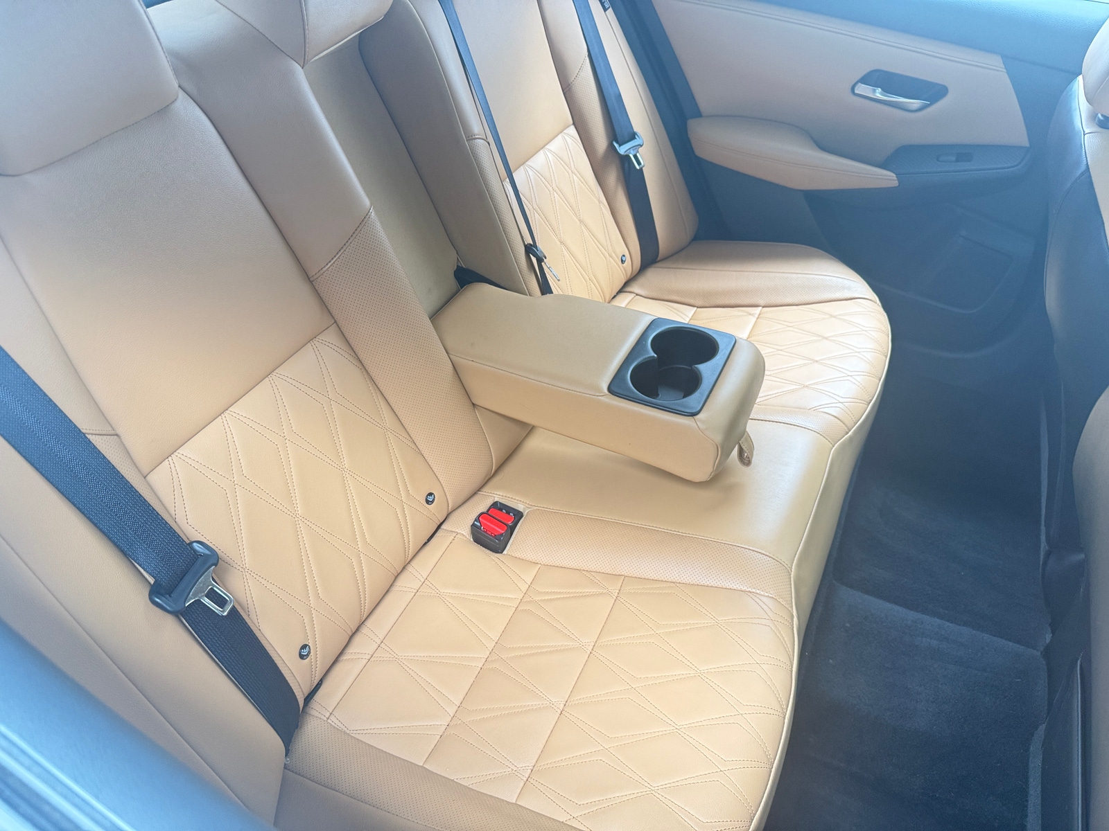 Thumbnail: 2020 Nissan Sentra - 5