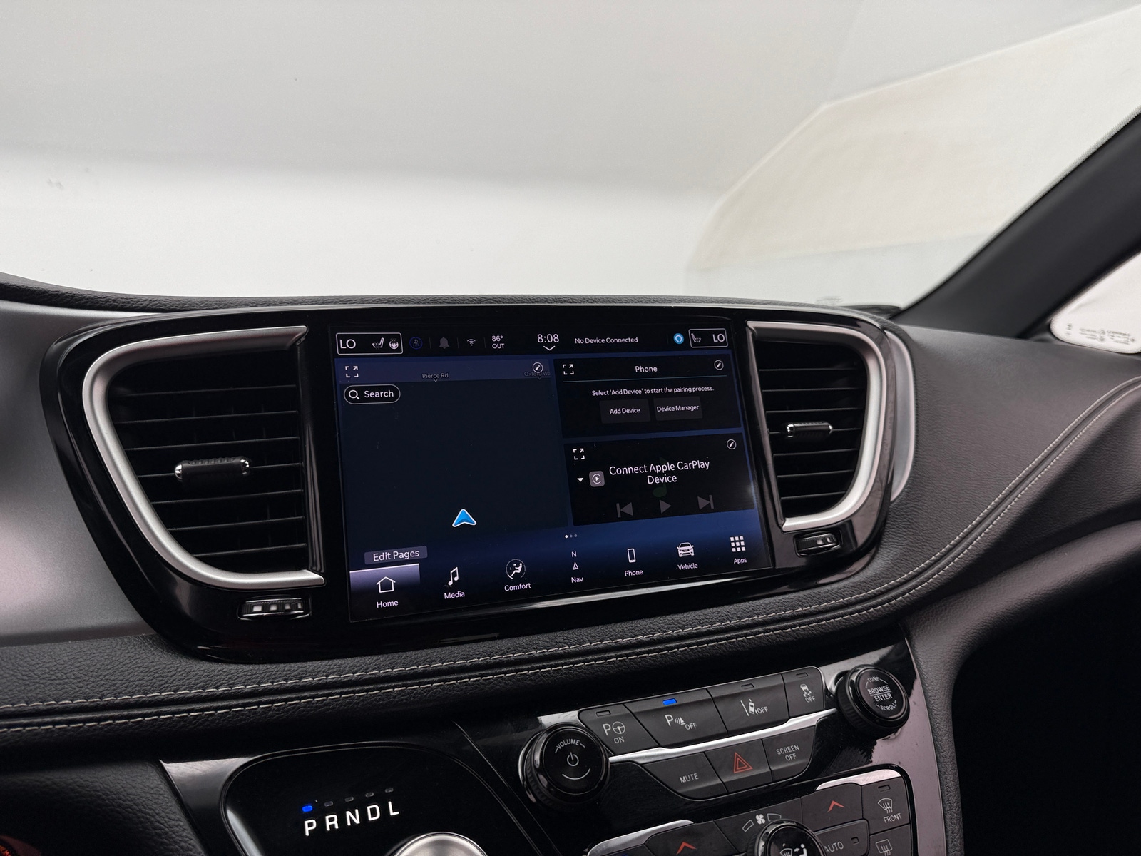Thumbnail: 2024 Chrysler Pacifica - 3