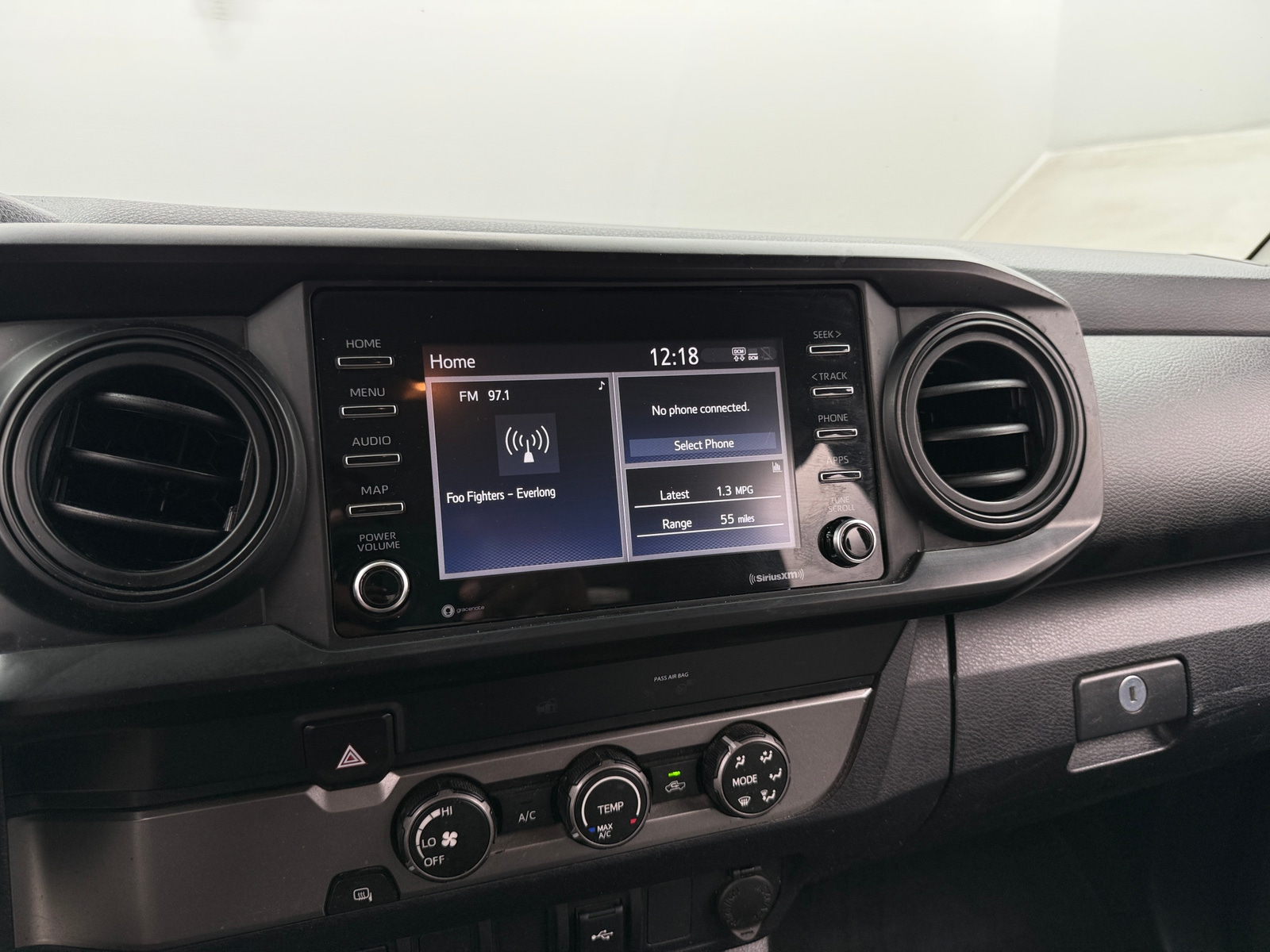 Thumbnail: 2021 Toyota Tacoma - 4