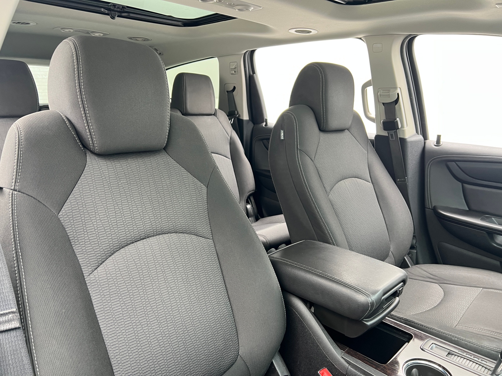 Thumbnail: 2017 Chevrolet Traverse - 2
