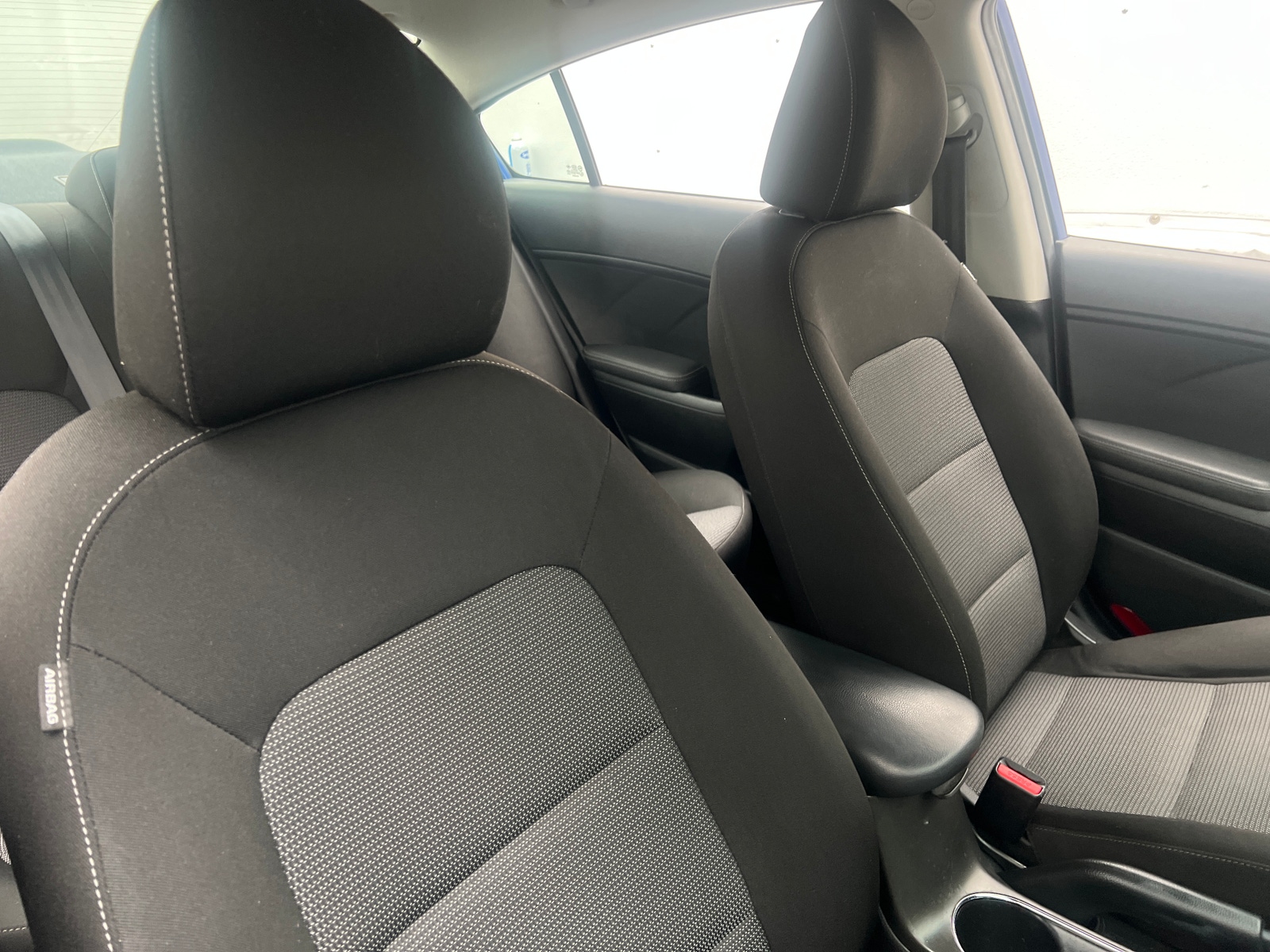Thumbnail: 2017 Kia Forte - 2