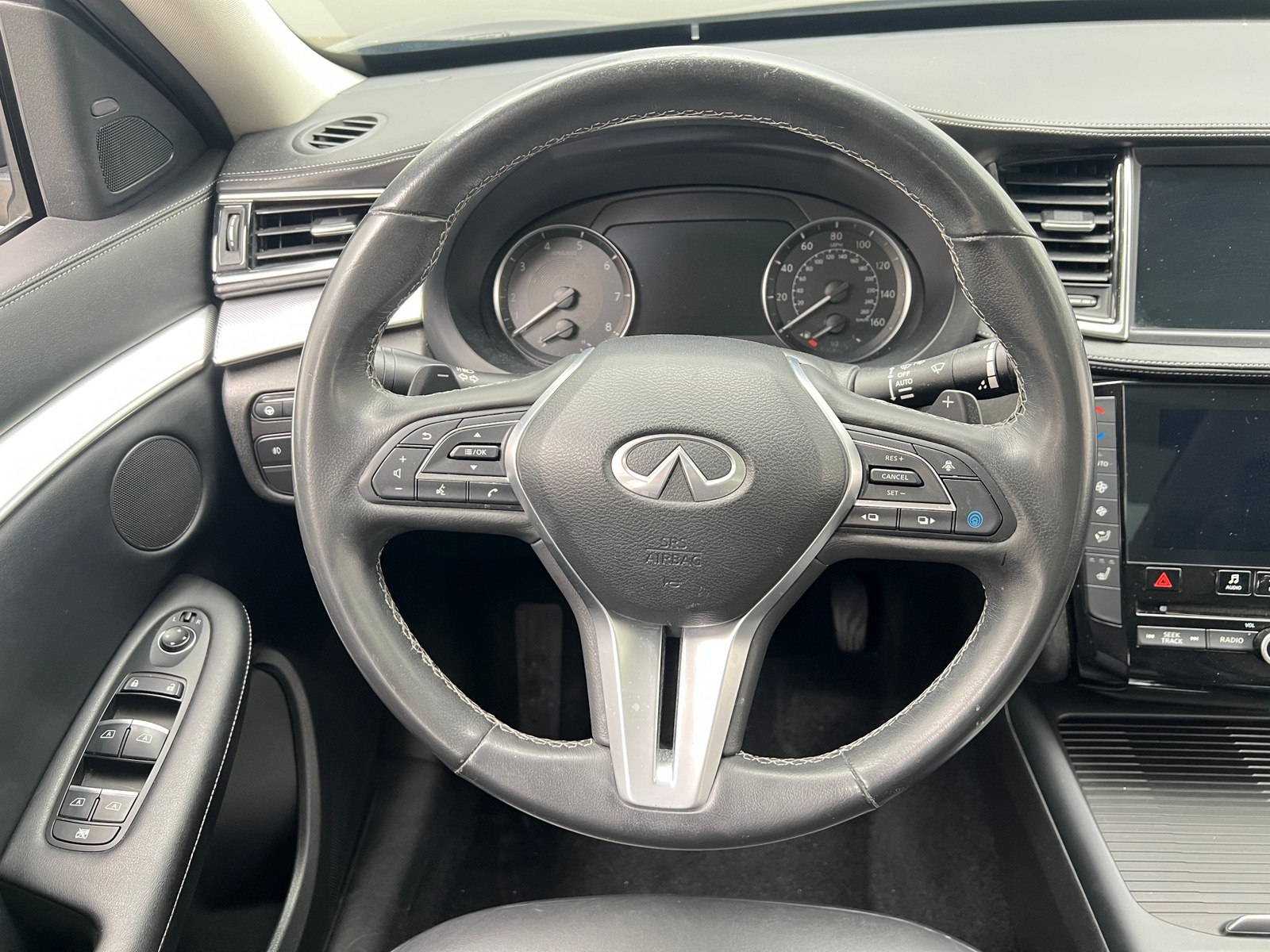 Thumbnail: 2021 INFINITI QX50 - 4
