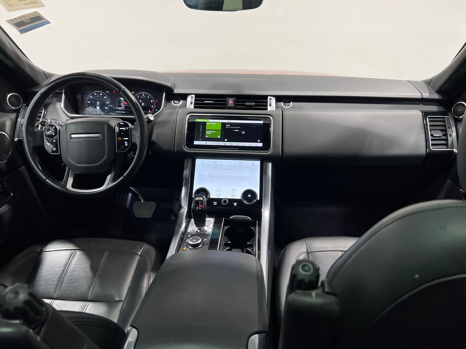 Thumbnail: 2019 Land Rover Range Rover Sport - 2