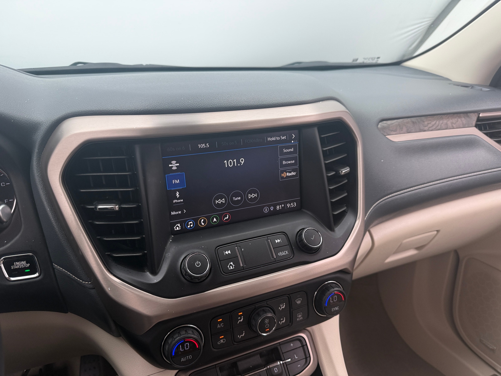 Thumbnail: 2021 GMC Acadia - 3