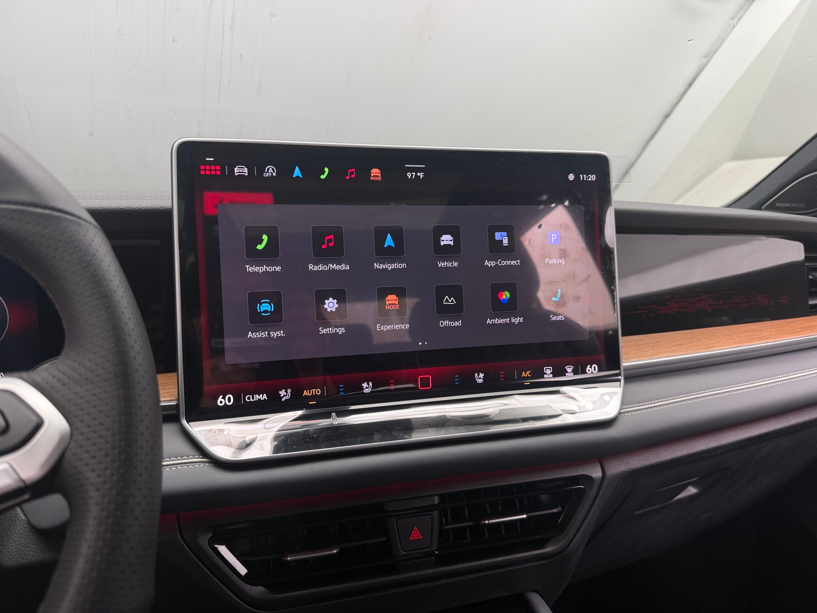 Thumbnail: 2026 Volkswagen Tiguan - 3