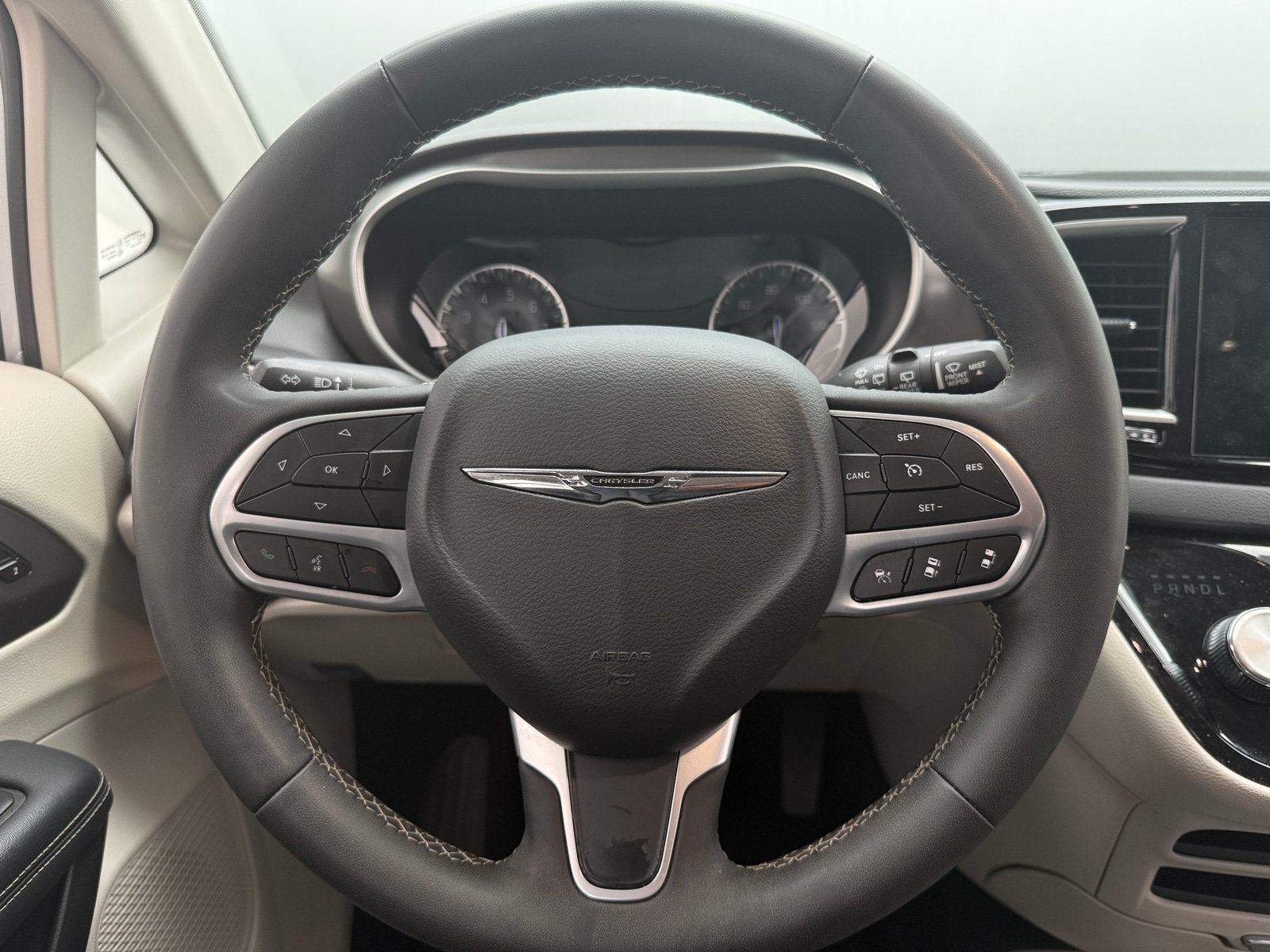 Thumbnail: 2024 Chrysler Pacifica - 4