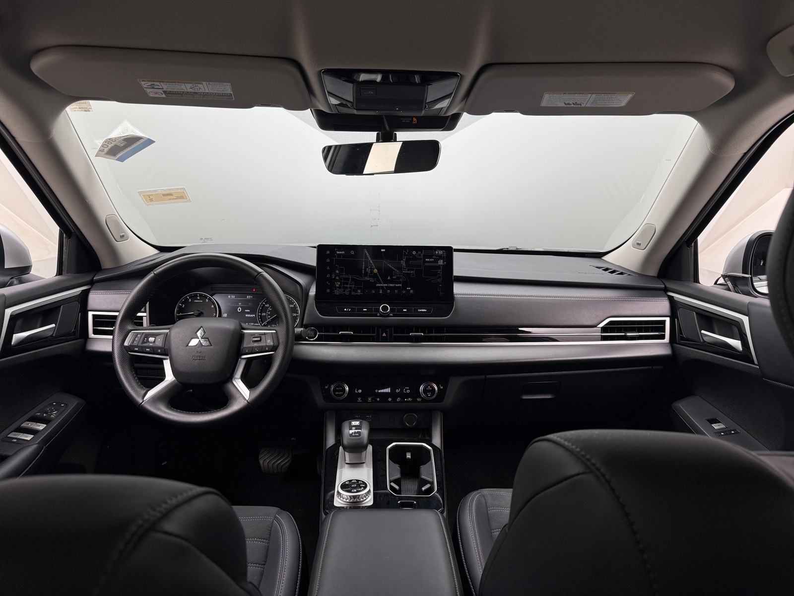 Thumbnail: 2025 Mitsubishi Outlander - 2