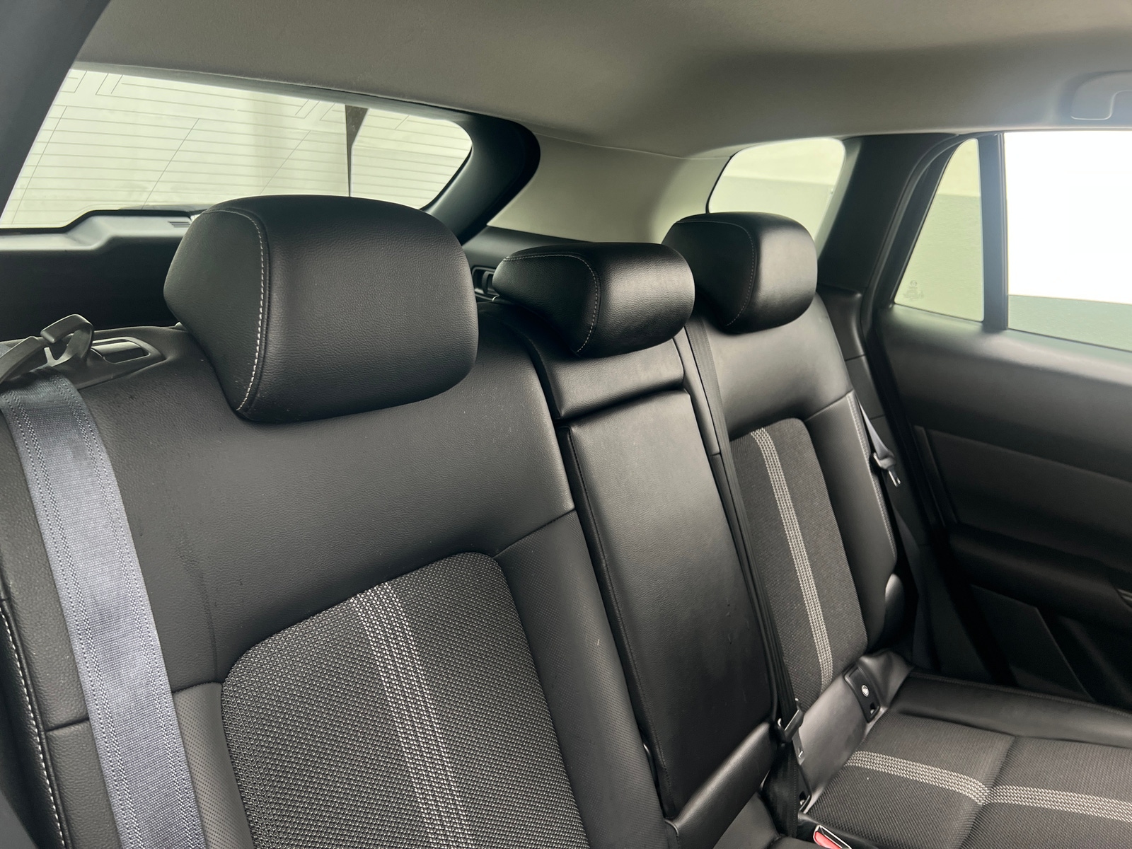 Thumbnail: 2025 Mazda CX-50 - 5