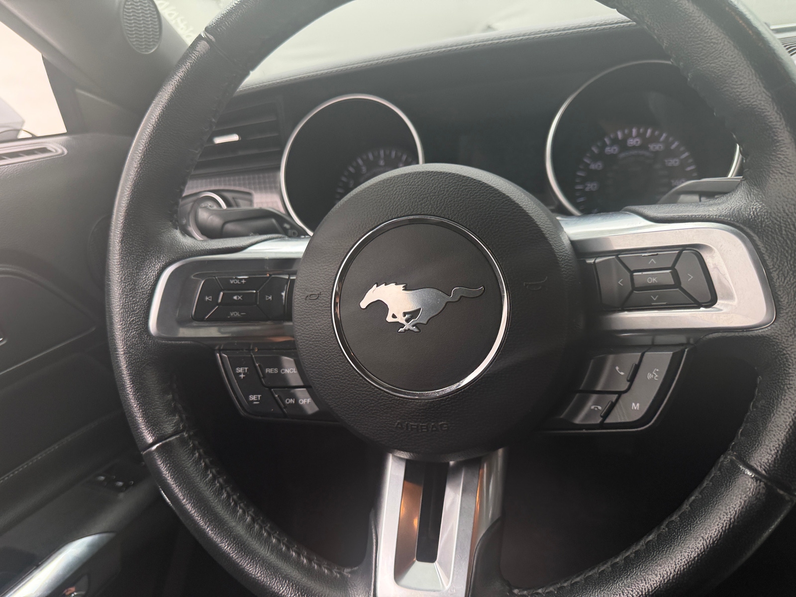 Thumbnail: 2019 Ford Mustang - 4