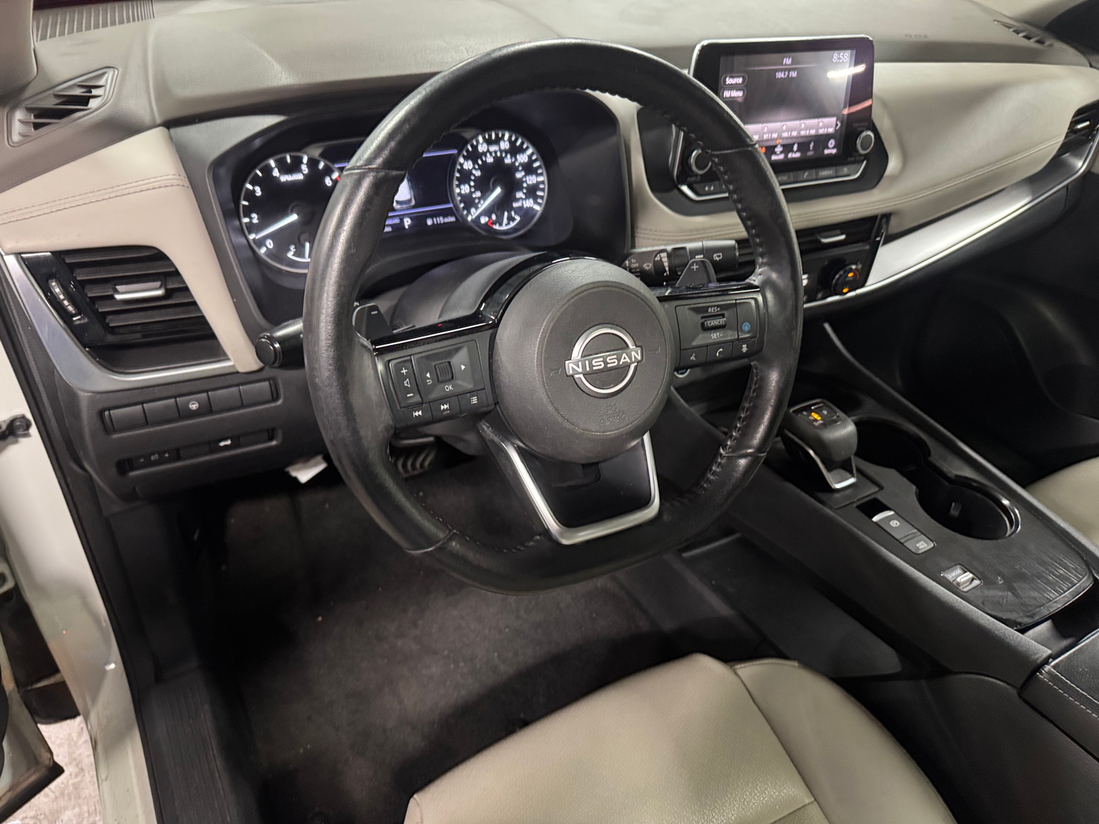Thumbnail: 2022 Nissan Rogue - 4