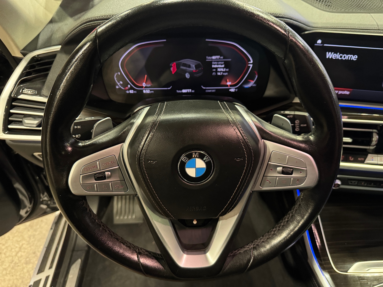 Thumbnail: 2021 BMW X7 - 4