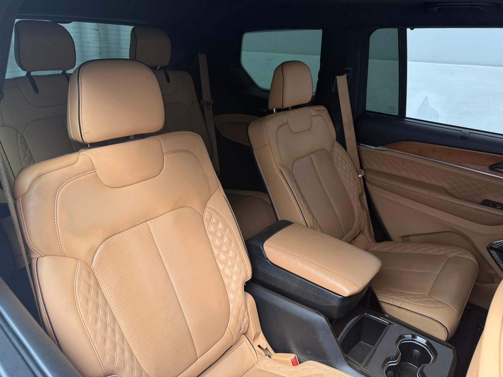 Thumbnail: 2022 Jeep Grand Cherokee L - 5