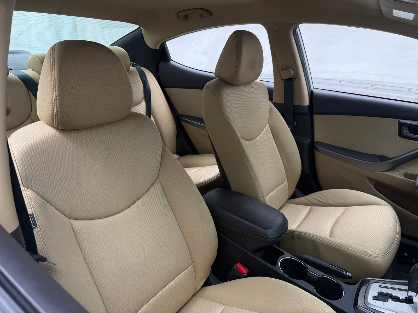 Thumbnail: 2012 Hyundai Elantra - 2