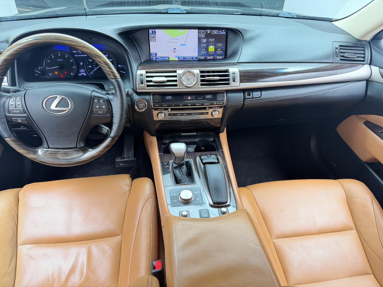 Thumbnail: 2014 Lexus LS - 2