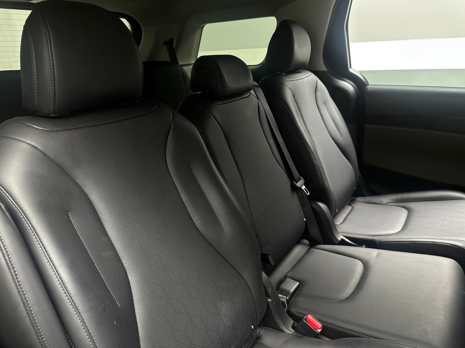Thumbnail: 2026 Kia Carnival - 5