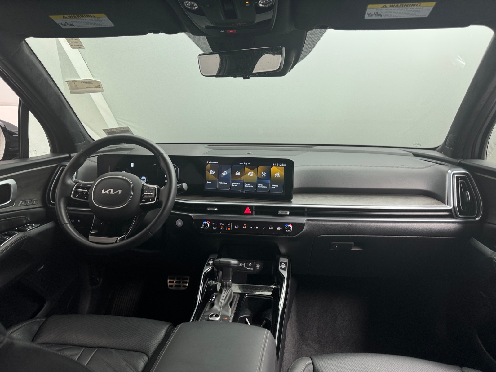 Thumbnail: 2025 Kia Sorento - 2