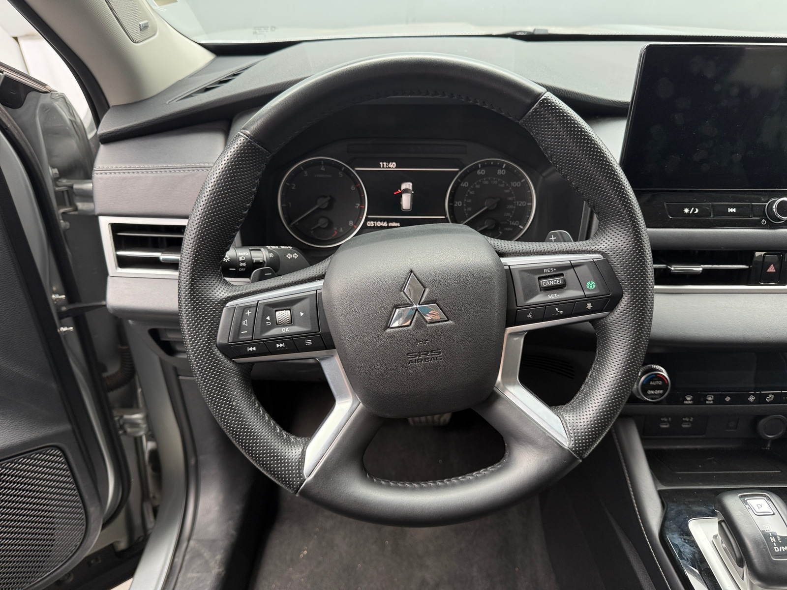 Thumbnail: 2025 Mitsubishi Outlander - 4