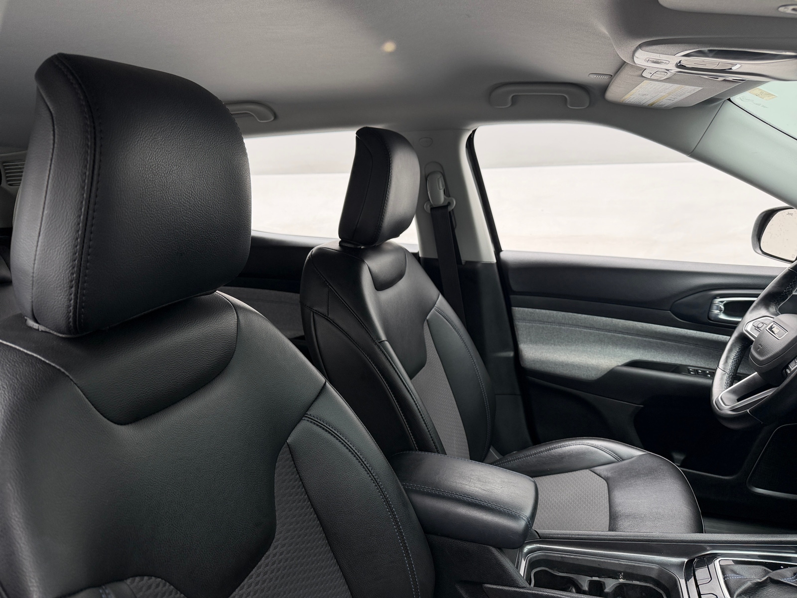 Thumbnail: 2022 Jeep Compass - 2