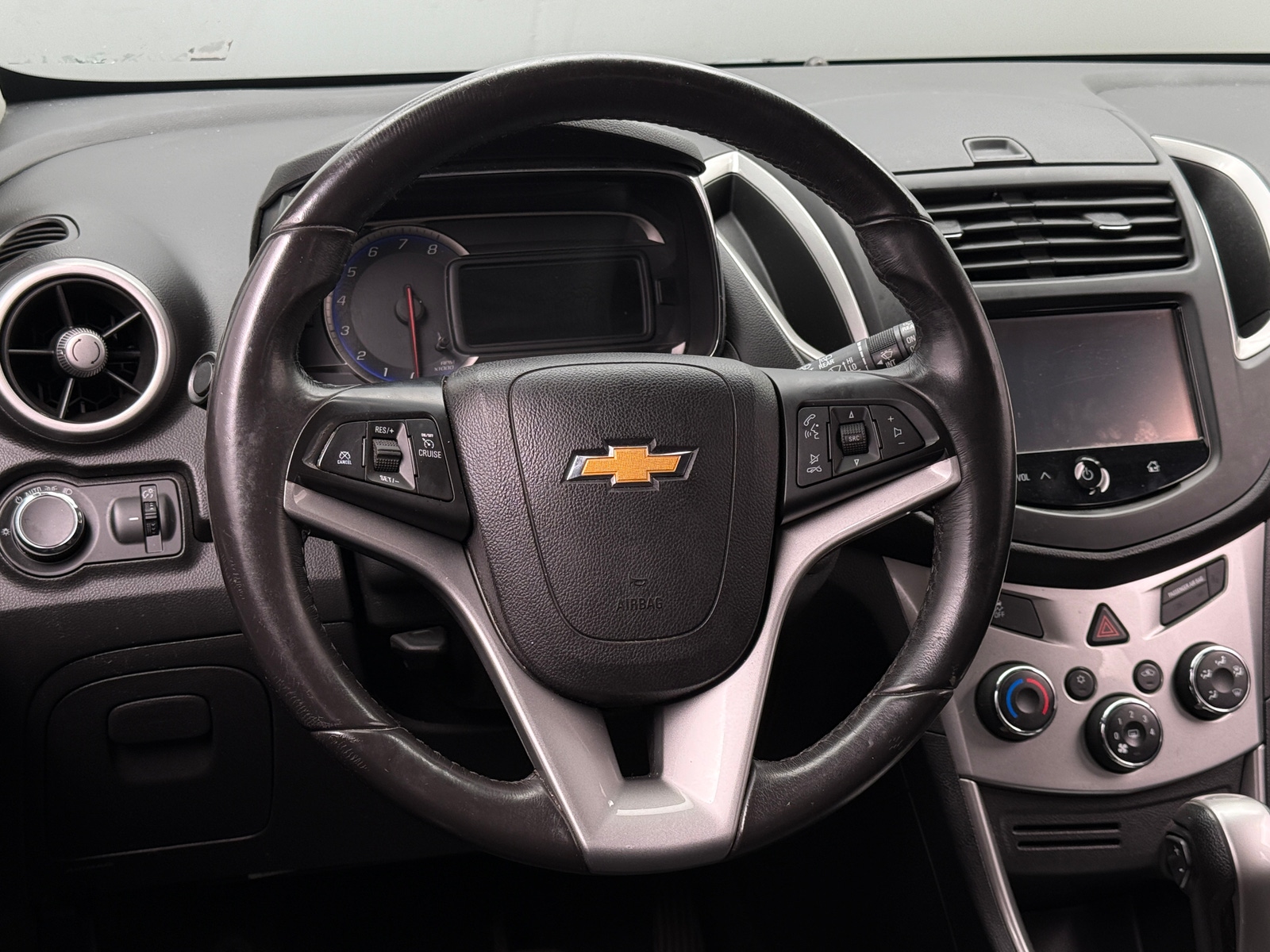 Thumbnail: 2015 Chevrolet Trax - 4