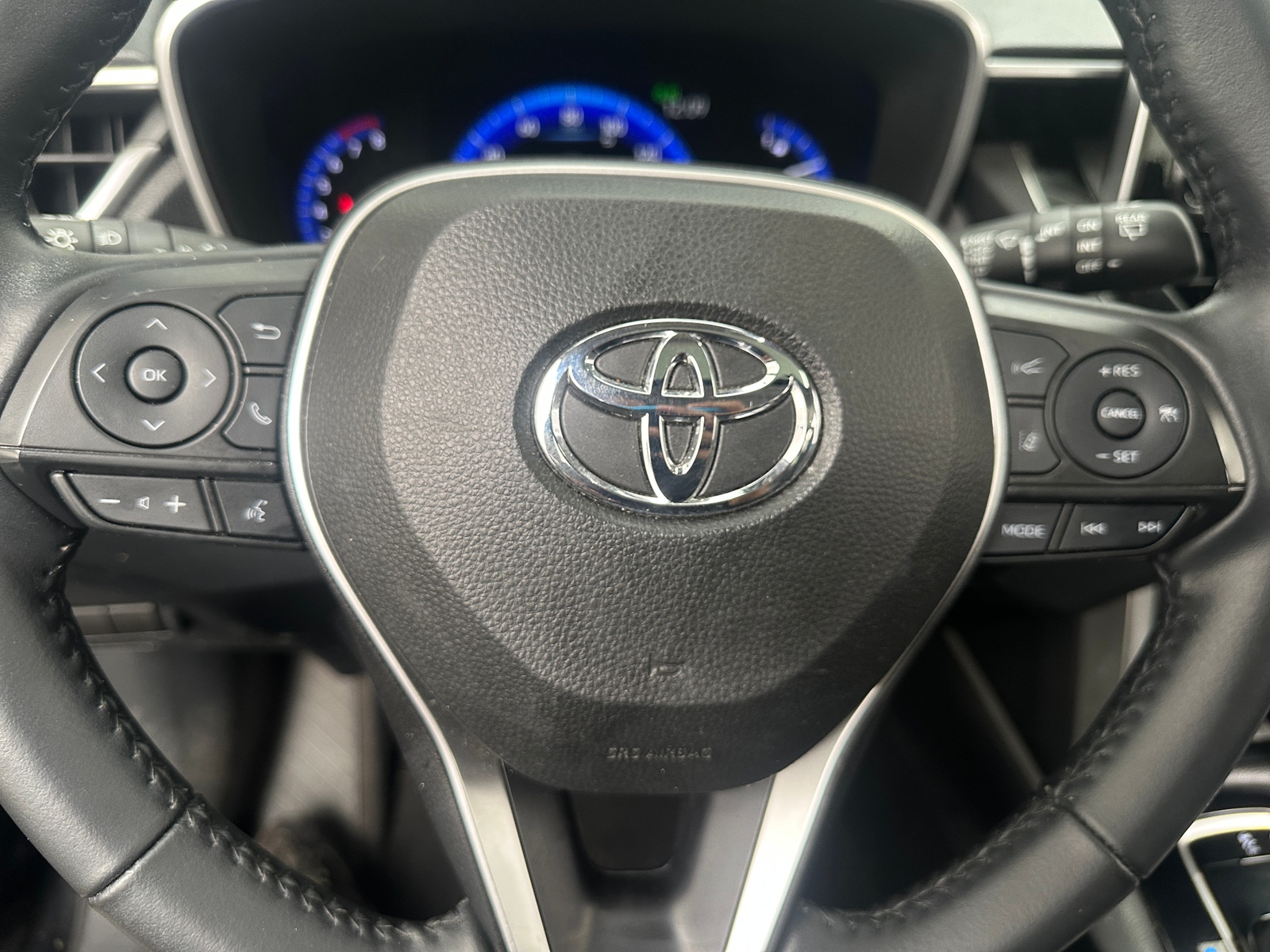 Thumbnail: 2022 Toyota Corolla Cross - 4