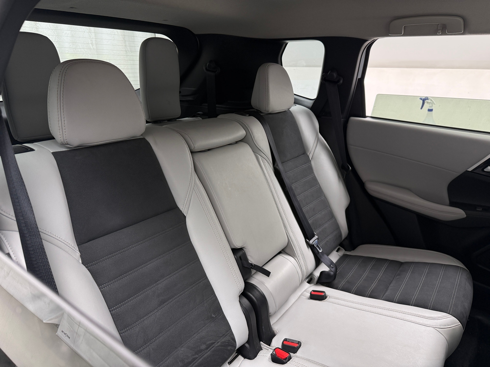 Thumbnail: 2025 Mitsubishi Outlander - 5