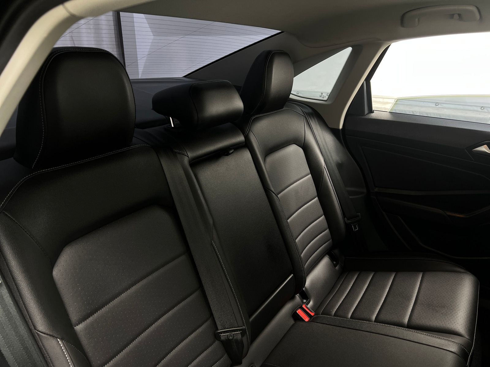 Thumbnail: 2021 Volkswagen Jetta - 5