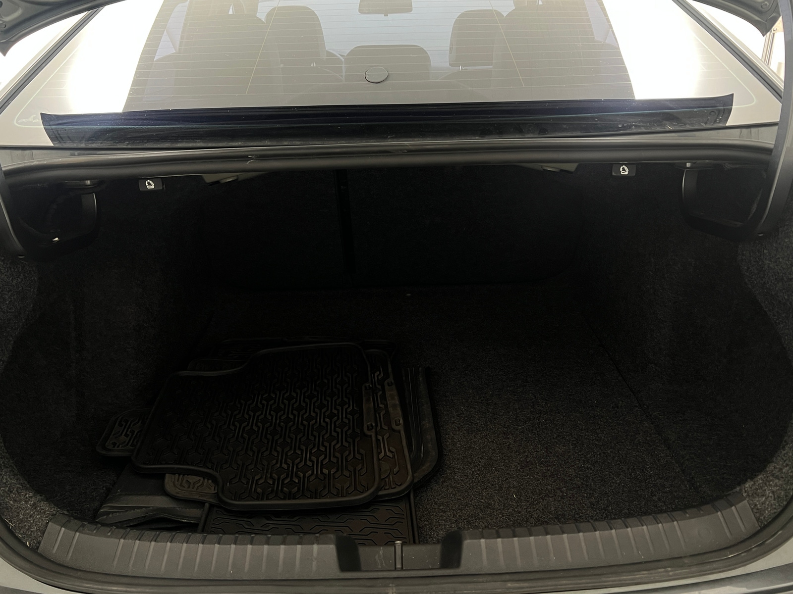 Thumbnail: 2021 Volkswagen Jetta - 6