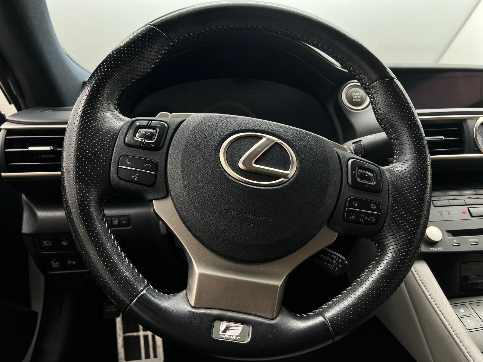 Thumbnail: 2018 Lexus RC - 3