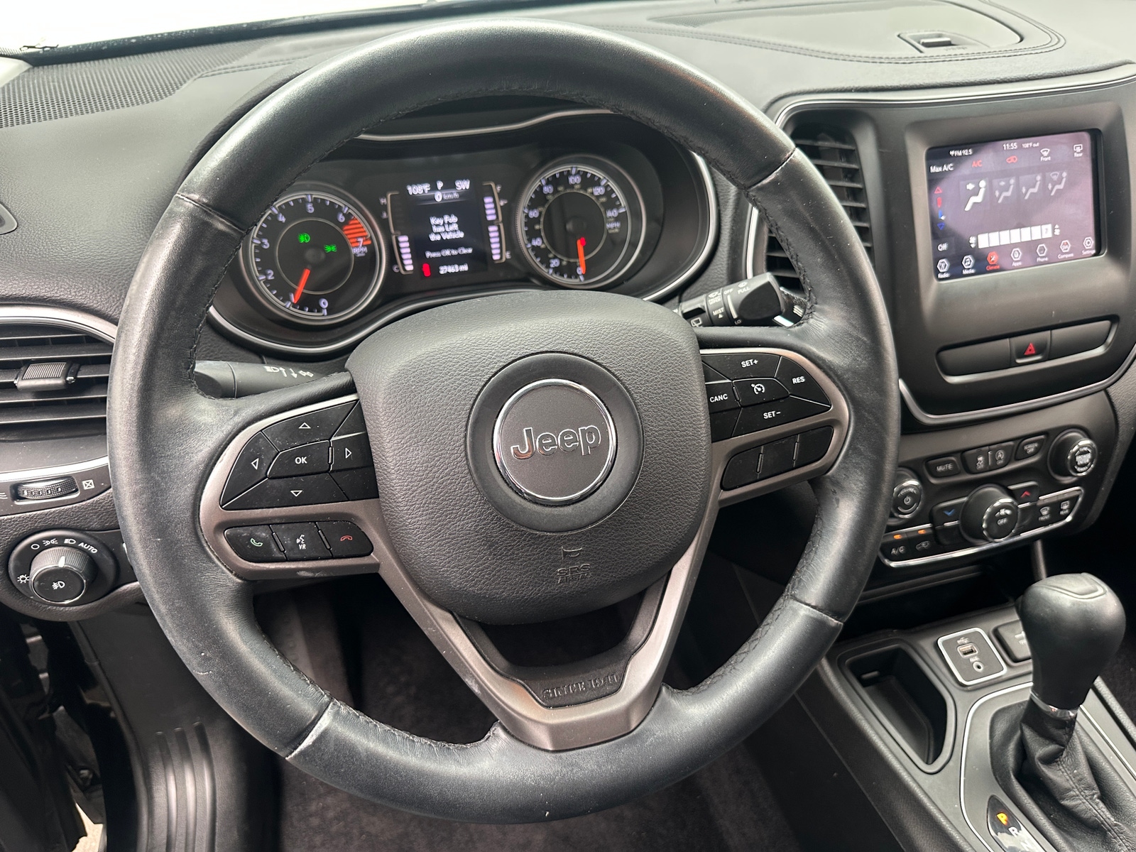 Thumbnail: 2019 Jeep Cherokee - 5