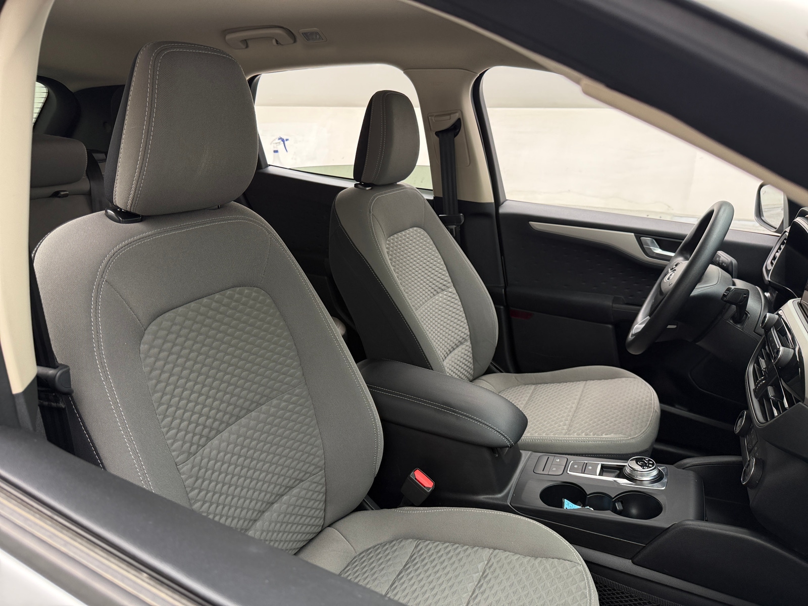 Thumbnail: 2020 Ford Escape - 2