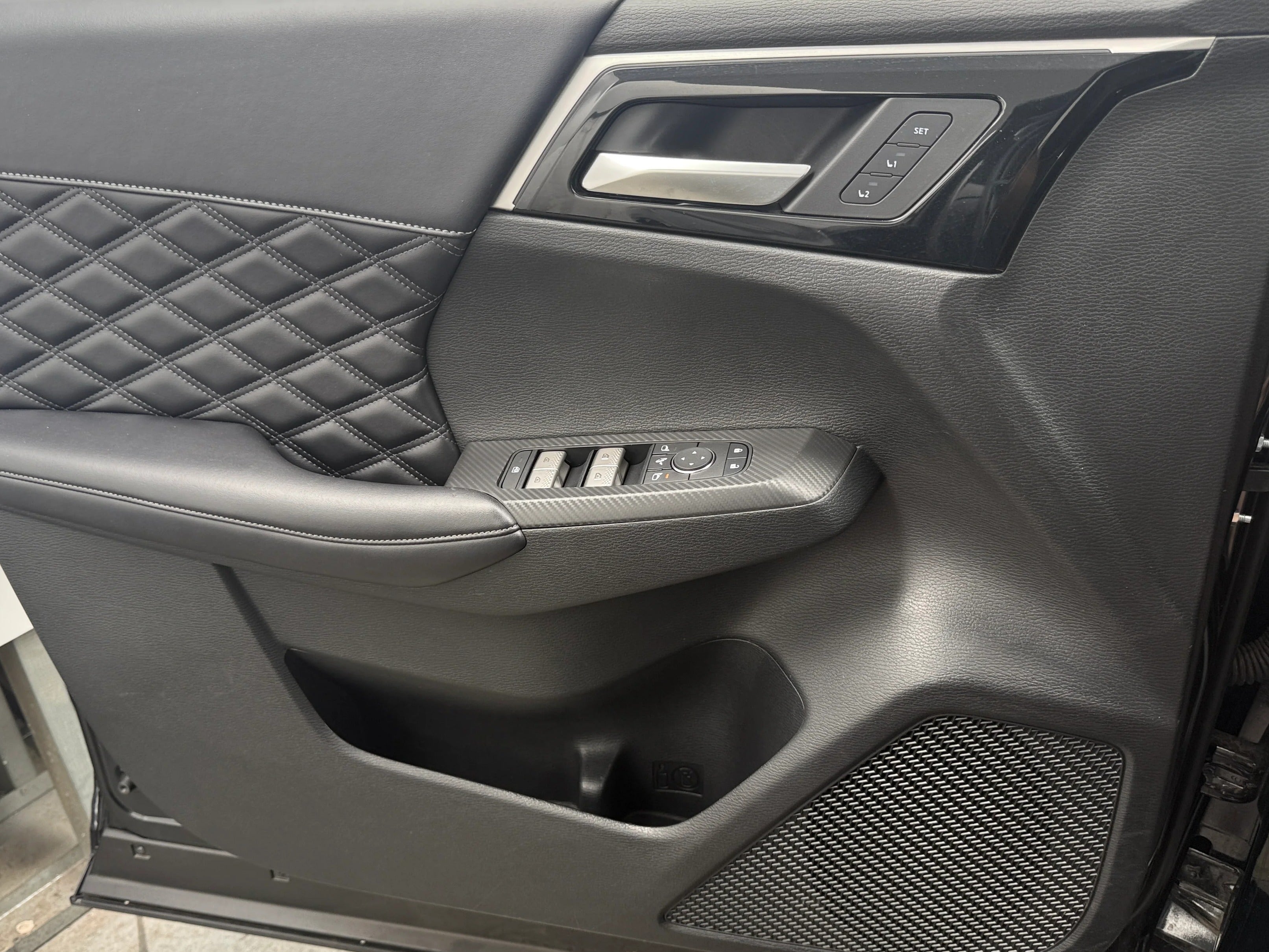 2024 Mitsubishi Outlander Plug-in Hybrid
