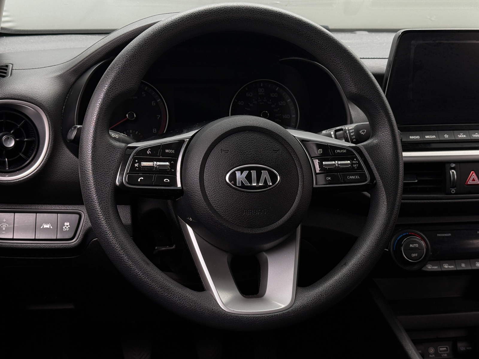 Thumbnail: 2019 Kia Forte - 5