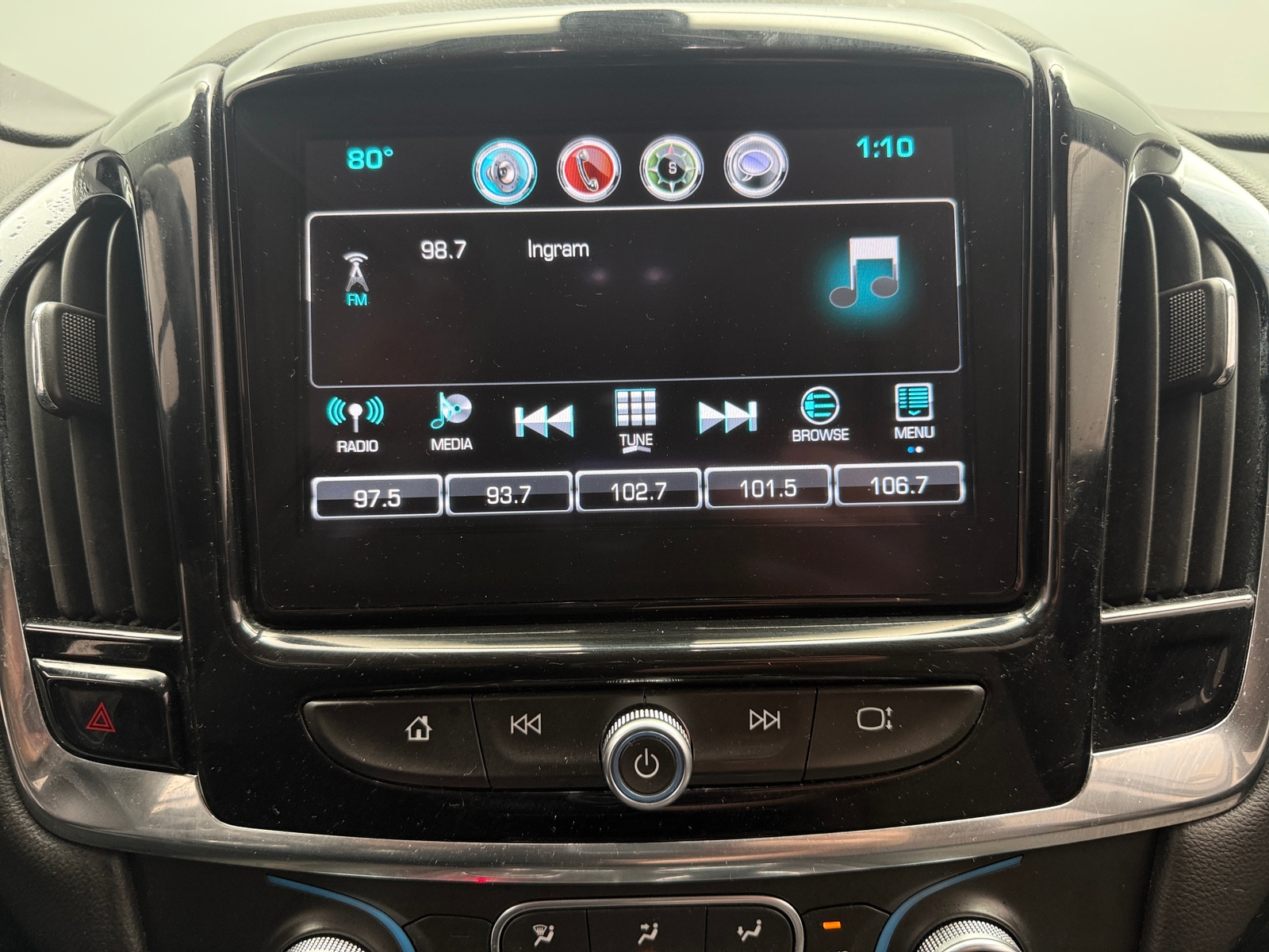 Thumbnail: 2019 Chevrolet Traverse - 4