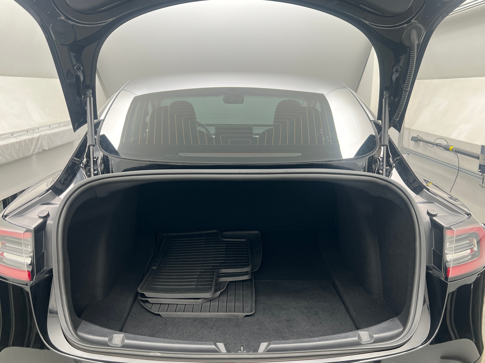 Thumbnail: 2020 Tesla Model 3 - 6