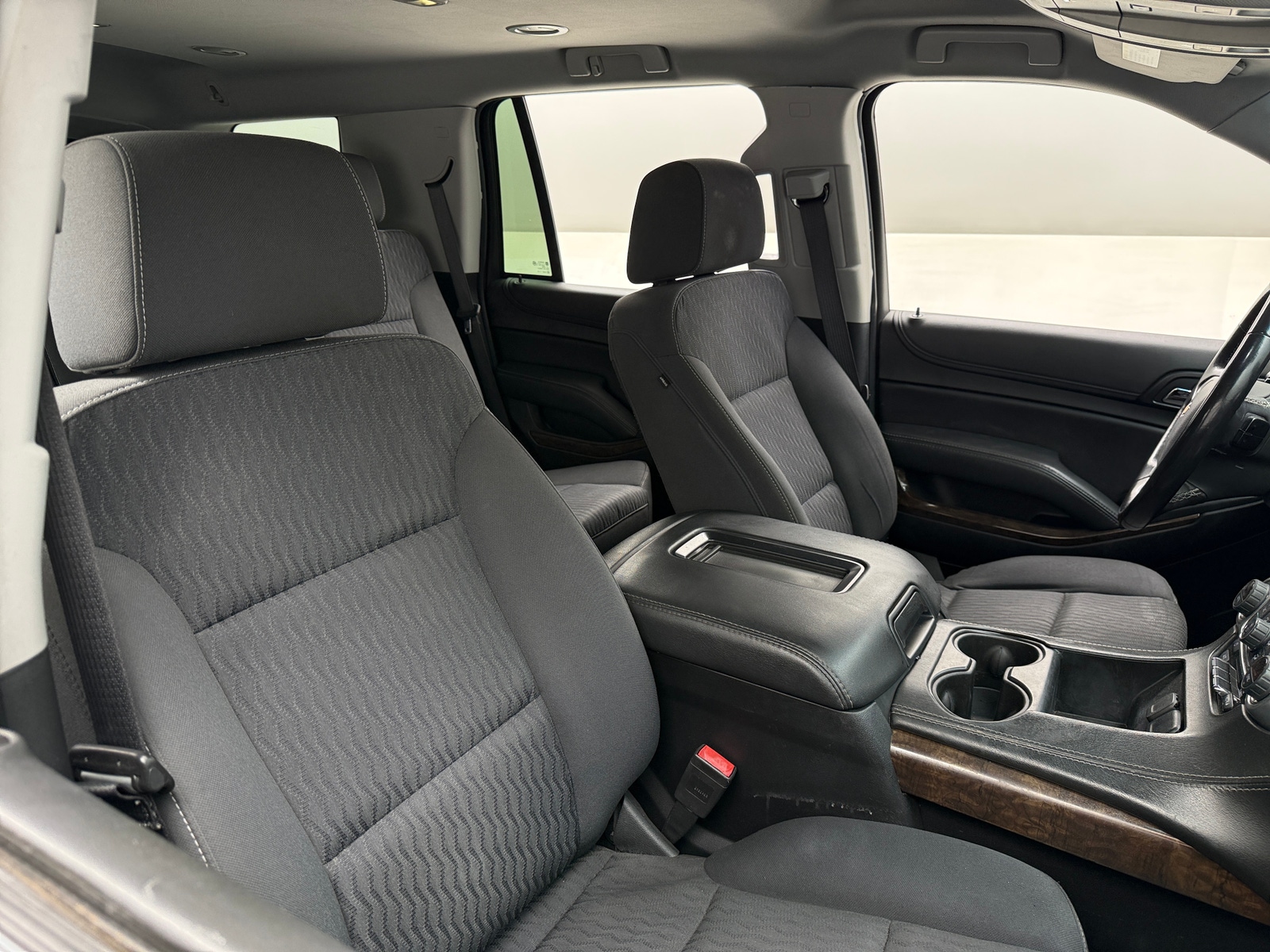 Thumbnail: 2019 Chevrolet Tahoe - 2