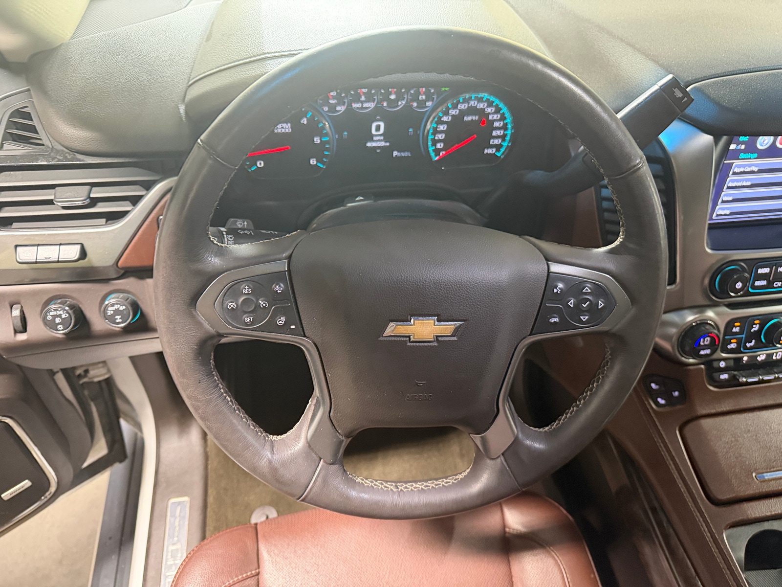 Thumbnail: 2017 Chevrolet Suburban - 4