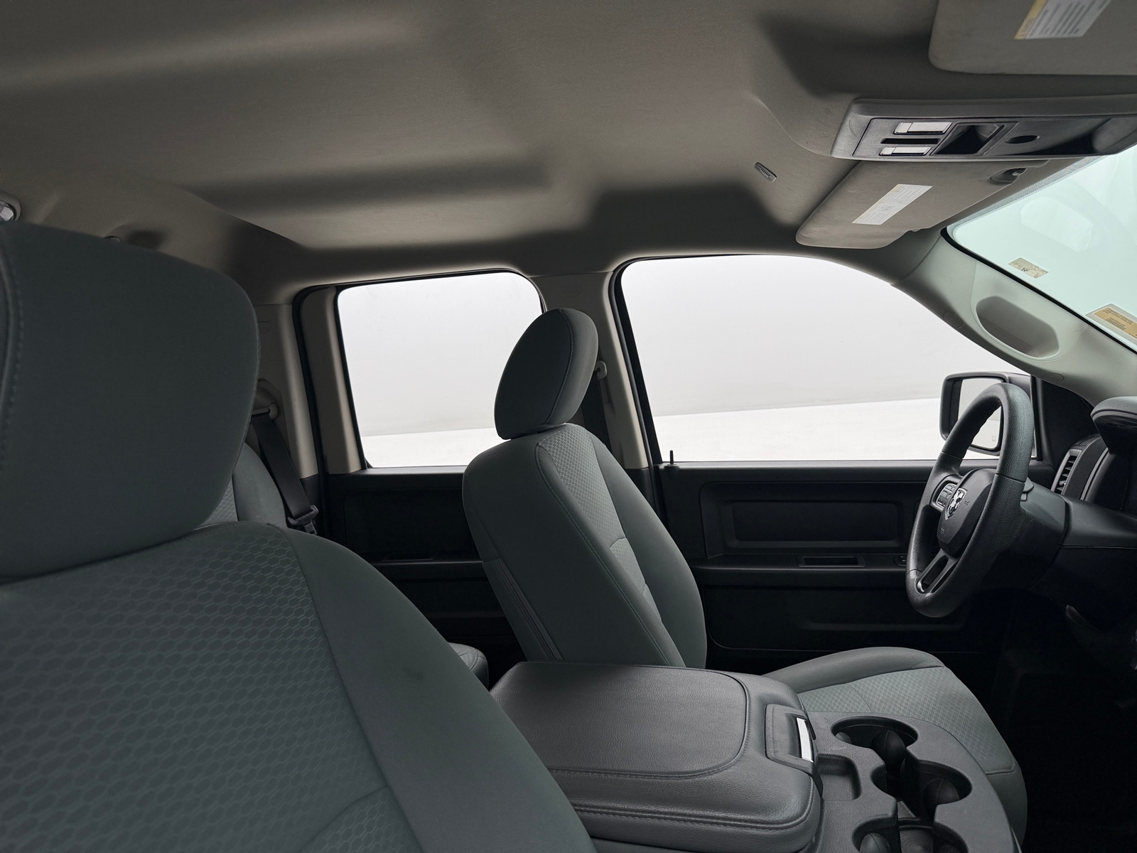 Thumbnail: 2019 RAM 1500 Classic - 2