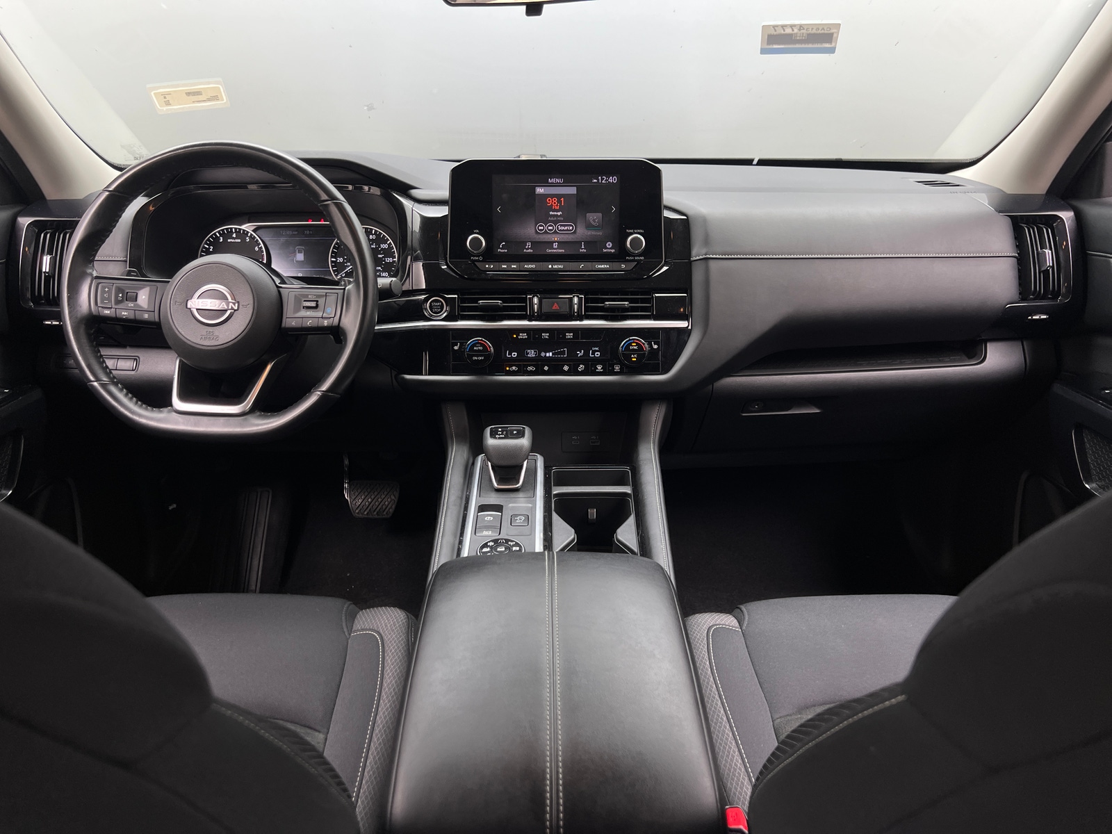 Thumbnail: 2022 Nissan Pathfinder - 3