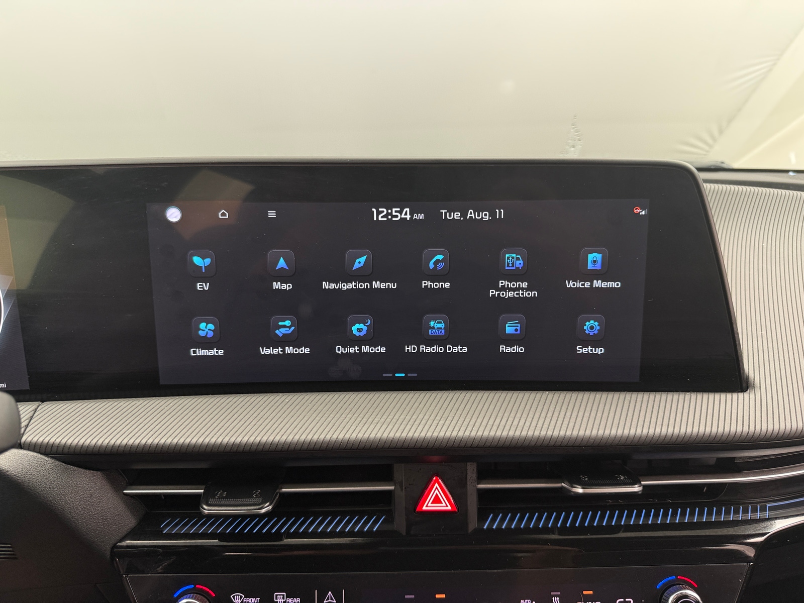 Thumbnail: 2024 Kia EV6 - 4