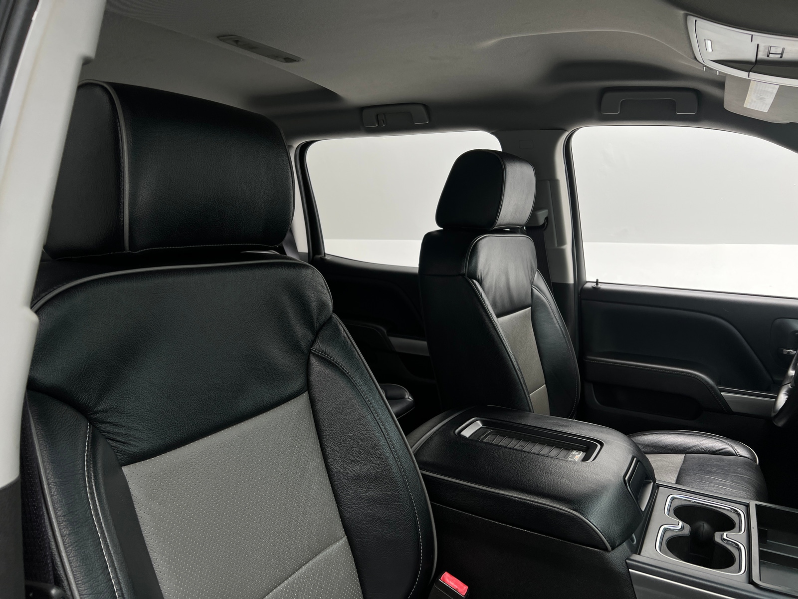Thumbnail: 2017 Chevrolet Silverado 1500 - 2